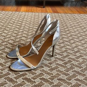 14th & Union Silver heels